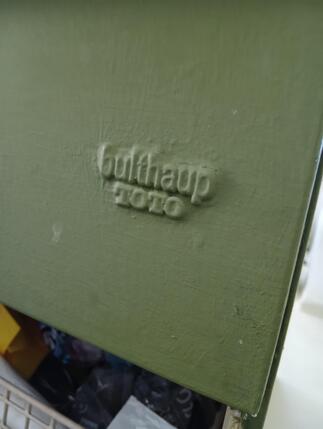 着手前①　扉の色