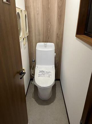 2階トイレ　入替え