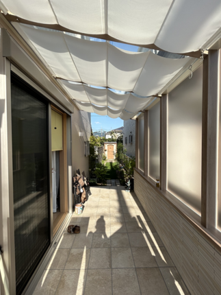 LDKから一続きのリビングデッキ