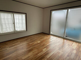 断熱と木の温もりで快適空間へ