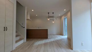 家族の顔が見えるキッチン