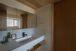 おしゃれな造作洗面台