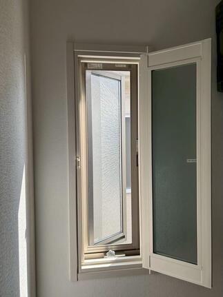 内窓インプラス