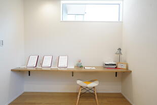 スタディーコーナー