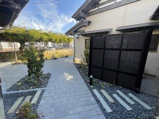 玄関付近の様子。