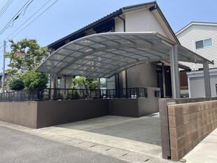 既存のエクステリアを活かしながらファサードのリフォーム