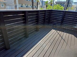 ウッドデッキ塗装工事