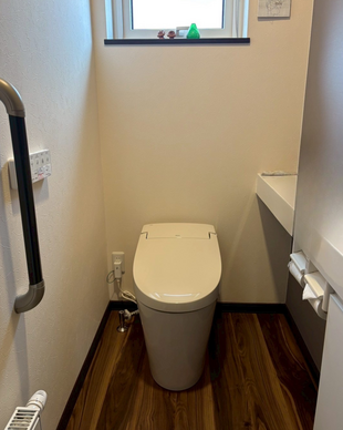 1DAYでトイレをサティスSに取替工事！