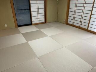 現代的な雰囲気の和室