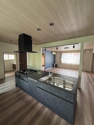 アイランドキッチンにリフォーム☆函館　～生まれ変わったLDK～