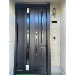 玄関ドア　リシェント