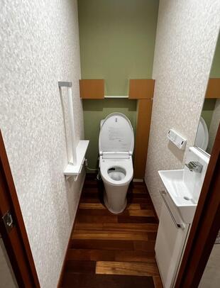 （故障をきっかけに）トイレ全体のリフォーム