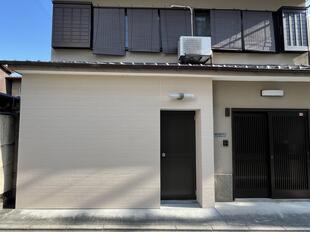 玄関リフォーム/勝手口を改修し防犯性と安心感を高める暮らしへ