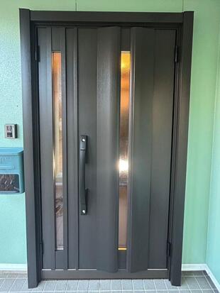 LIXILリシェント玄関ドアリフォームのご紹介