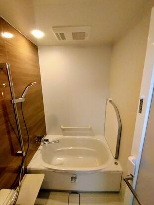 水廻りの老朽化にともないリフォーム工事をさせて頂きました。