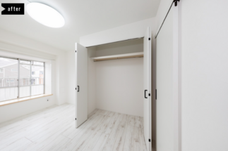 限りなく白い居室