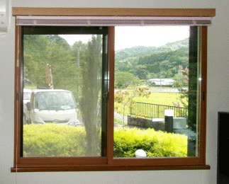 内窓インプラスの取付で窓の断熱リフォーム