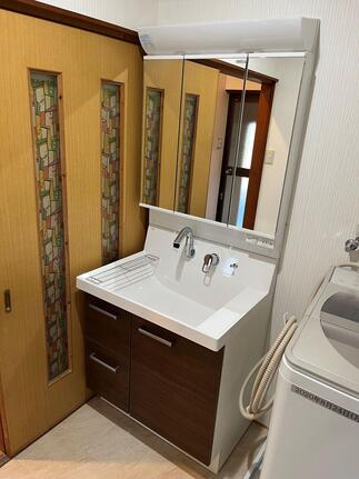 LIXIL洗面化粧台ピアラ