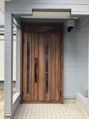 【千葉市】高断熱仕様で冬の玄関も快適に★LIXIL　〖リシェント〗