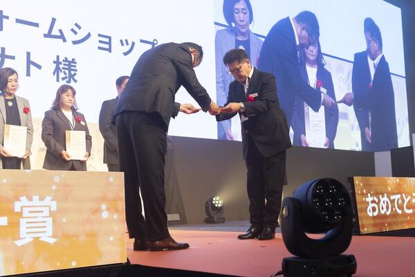 ミナト河合社長２.jpg