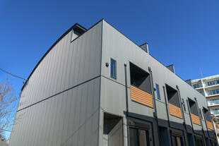 【新築】開放感あふれるスタイリッシュなメゾネット共同住宅