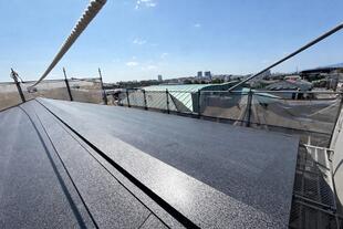 箕面市　戸建住宅　屋根カバー工法