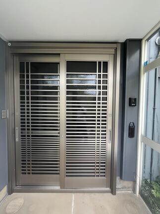 玄関（アフター）